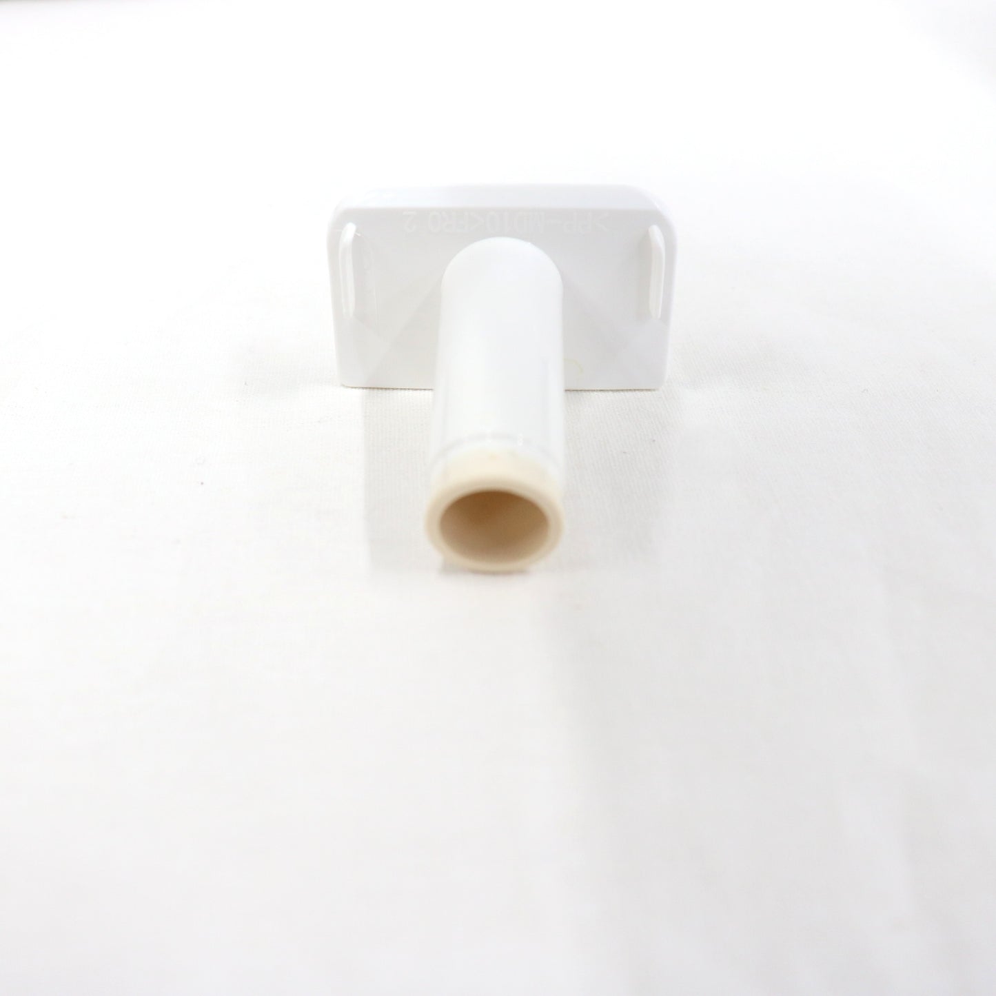 シャープ ヘルシオ ホットクック KN-HW24G 2〜6人用 2.4L容量　kn-hw24g-w  ホワイト 整備済みアウトレット品 [中古(C)]