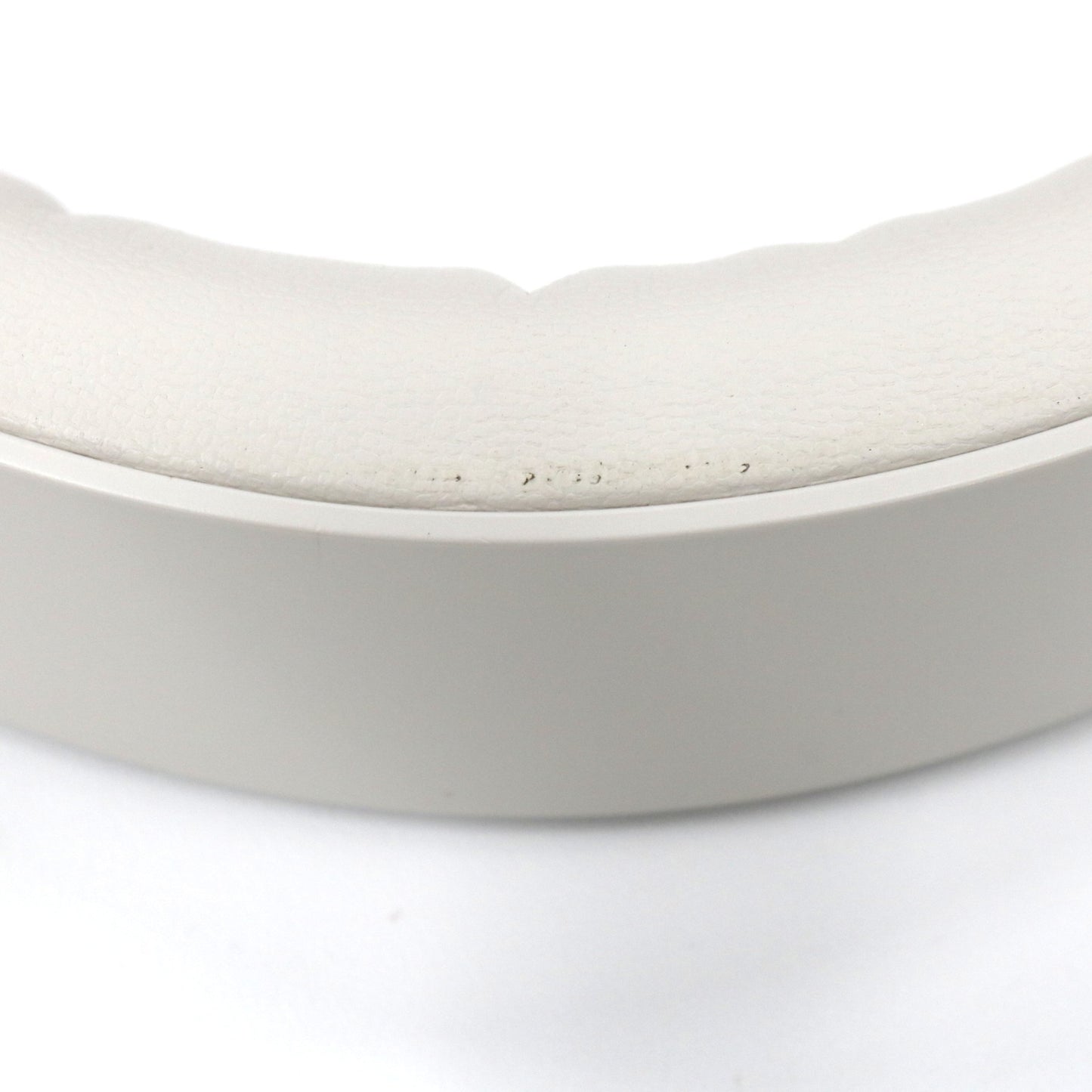 [中古(C)] Bose QuietComfort Ultra Headphones ワイヤレスヘッドホン qc-ultra-headphones-ws ホワイトスモーク[可]