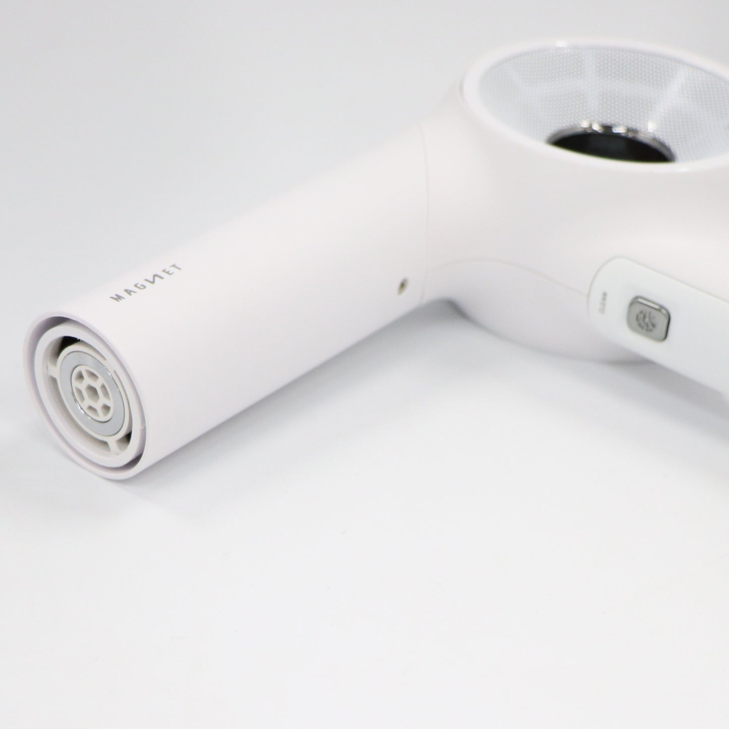 [中古(C)] ホリスティックキュア マグネットヘアプロ ドライヤーゼロプラス ホワイトhcd-g08cw　[可]