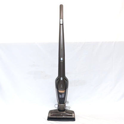 [中古(C)] Electrolux(エレクトロラックス)エルゴラピード・リチウム プラチナ ZB3323PL コードレススティッククリーナー　zb3323pl  　[可]