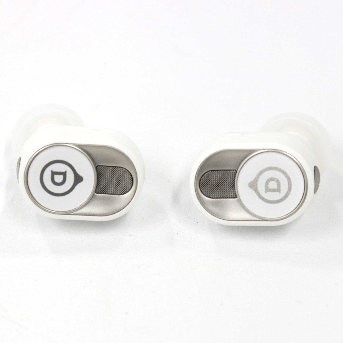 [中古(A)] Devialet GEMINI Ⅱ フルワイヤレスイヤホン gemini2-iw アイコニックホワイト[非常に良い]