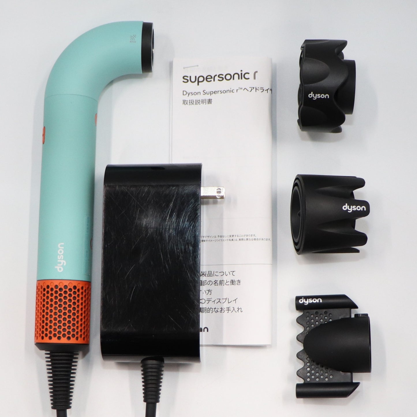 [中古(B)] Dyson(ダイソン) Supersonic r™ HD17 ヘアドライヤー hd17-cpato セラミックパティーナ/トパーズ [良い]