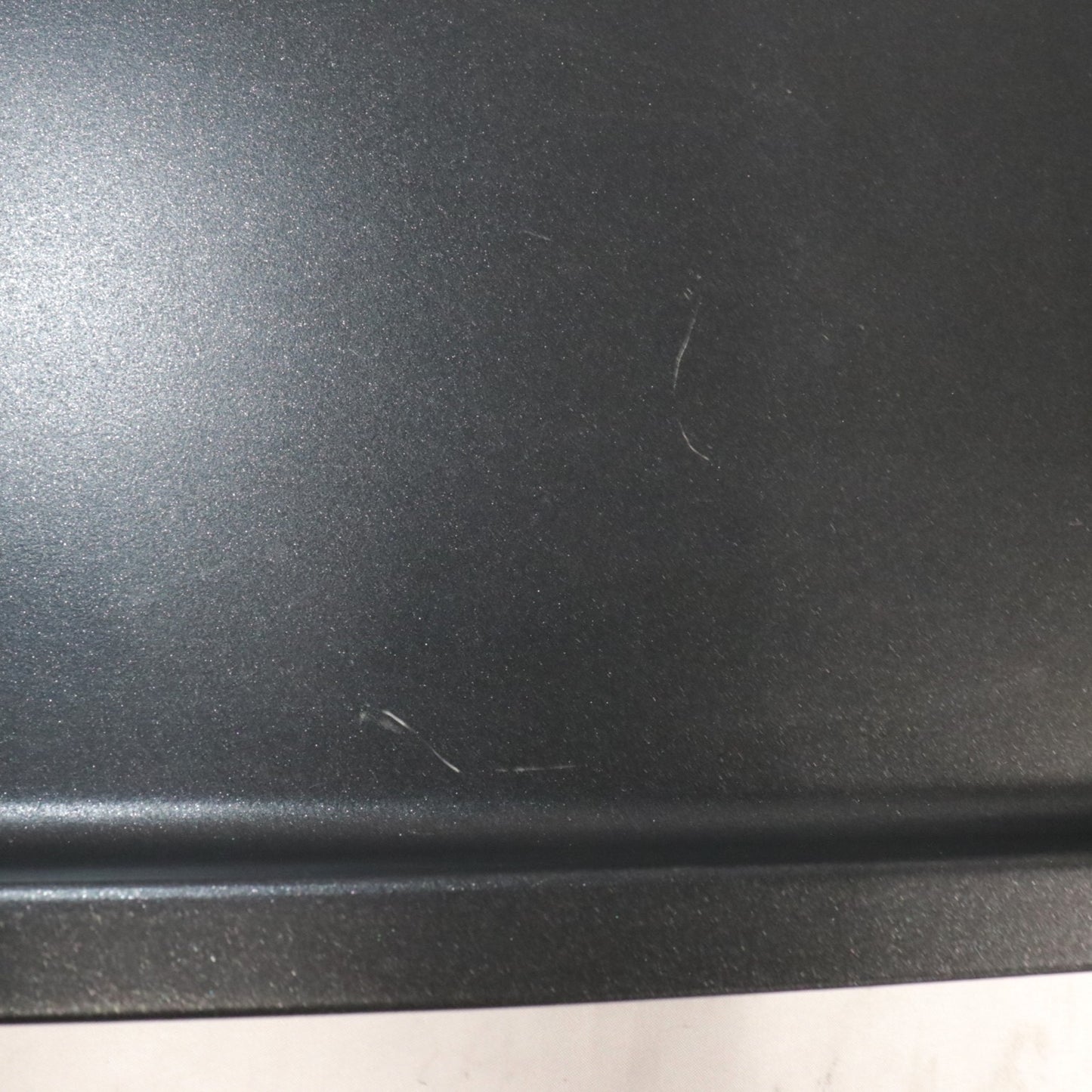 [中古(B)] アイリスオーヤマ 左右温調ホットプレート 1枚プレート WHP-011-B 平面タイプ 左右温度調整 アタッチメント付 whp-011-b ブラック [良い]