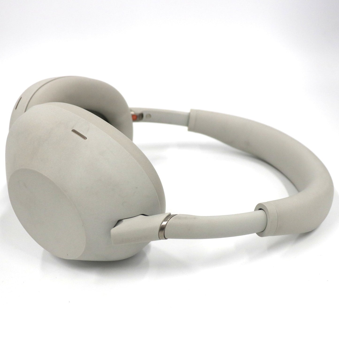 [中古(C)] ソニー WH-1000XM6 ワイヤレスノイズキャンセリングヘッドホンwh-1000xm6-p プラチナシルバー[可]