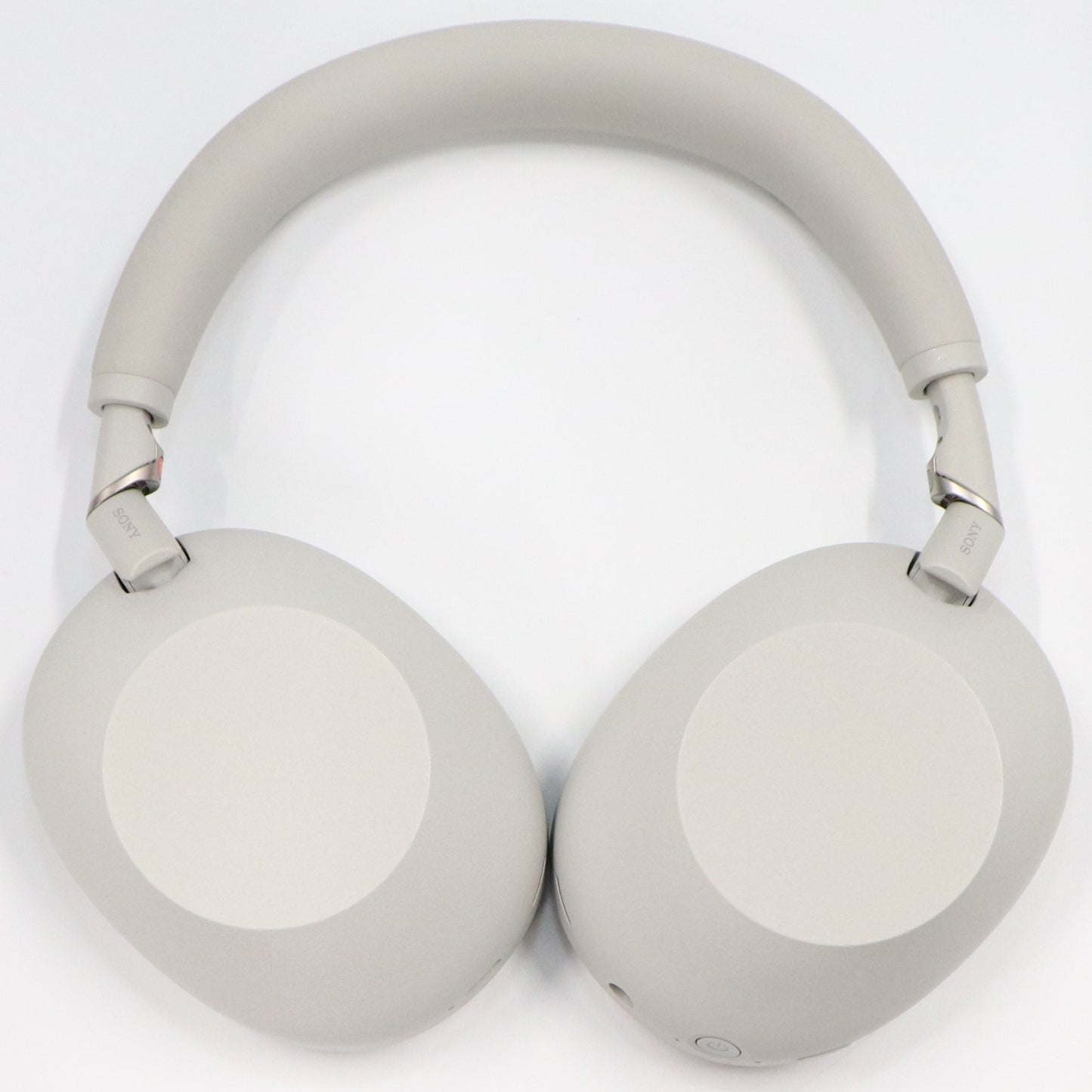 ソニー WH-1000XM6 ワイヤレスノイズキャンセリングヘッドホン wh-1000xm6-p  プラチナシルバー 整備済みアウトレット品 [中古(C)]
