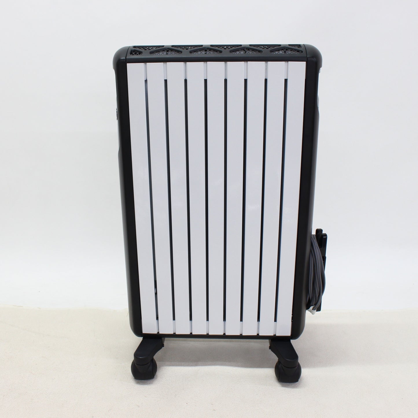 [中古(C)] [2022年発売モデル] デロンギ マルチダイナミックヒーター Wi-Fiモデル MDHAA12WIFI-BK ピュアホワイト+マットブラック (暖房目安 8～10畳) mdhaa12wifi-bk mdhaa12wifi-bk　[可]