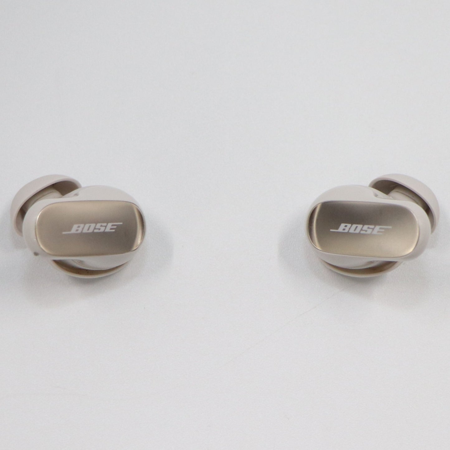 [中古(A)] Bose QuietComfort Ultra Earbuds ワイヤレスイヤホン ホワイトスモーク[非常に良い]