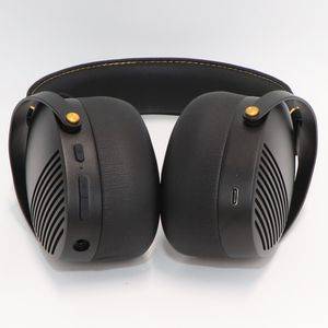 [中古(A)] AVIOT ワイヤレスヘッドホン WA-Z1PNK　wa-z1pnk [非常に良い]