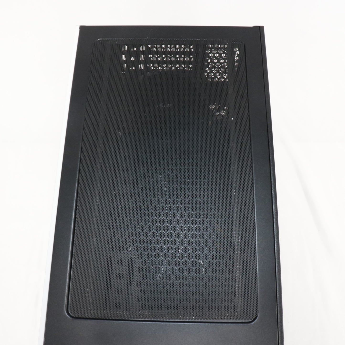 [ジャンク] FRONTIER(フロンティア) ゲーミングデスクトップパソコン (AMD Ryzen 7 5700X /NVIDIA GeForce RTX 3070 Ti/32GB/M.2 NVMe SSD 1TB)FRGTB550/C frgtb550-c [難あり(D)]