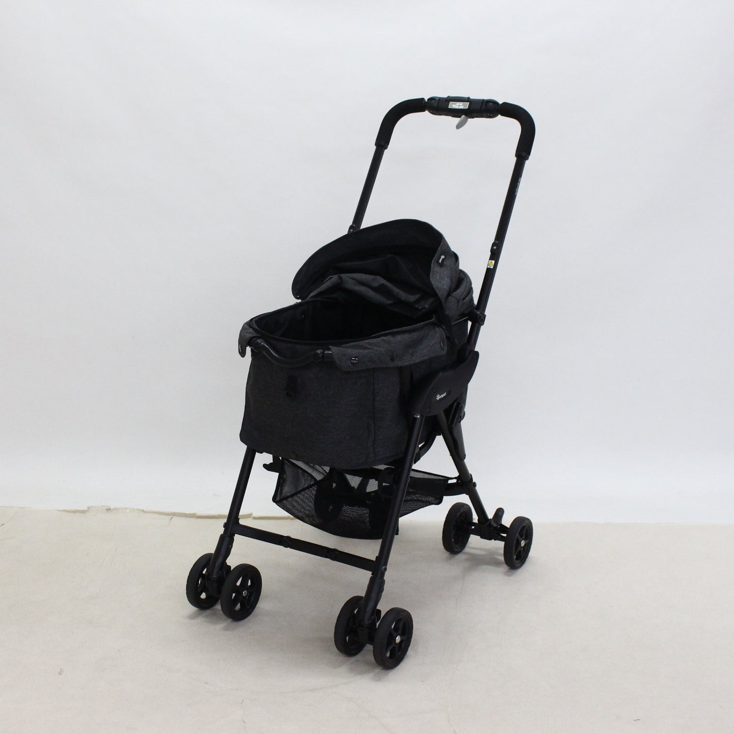 [中古(C)]  コンビ ペット用カート ミリミリライト アルファ ブラック 4972990157766　[可]