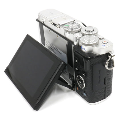 [中古(A)] OLYMPUS PEN E-P7 ボディ シルバー ミラーレス一眼 pen-e-p7-body-sl [非常に良い]