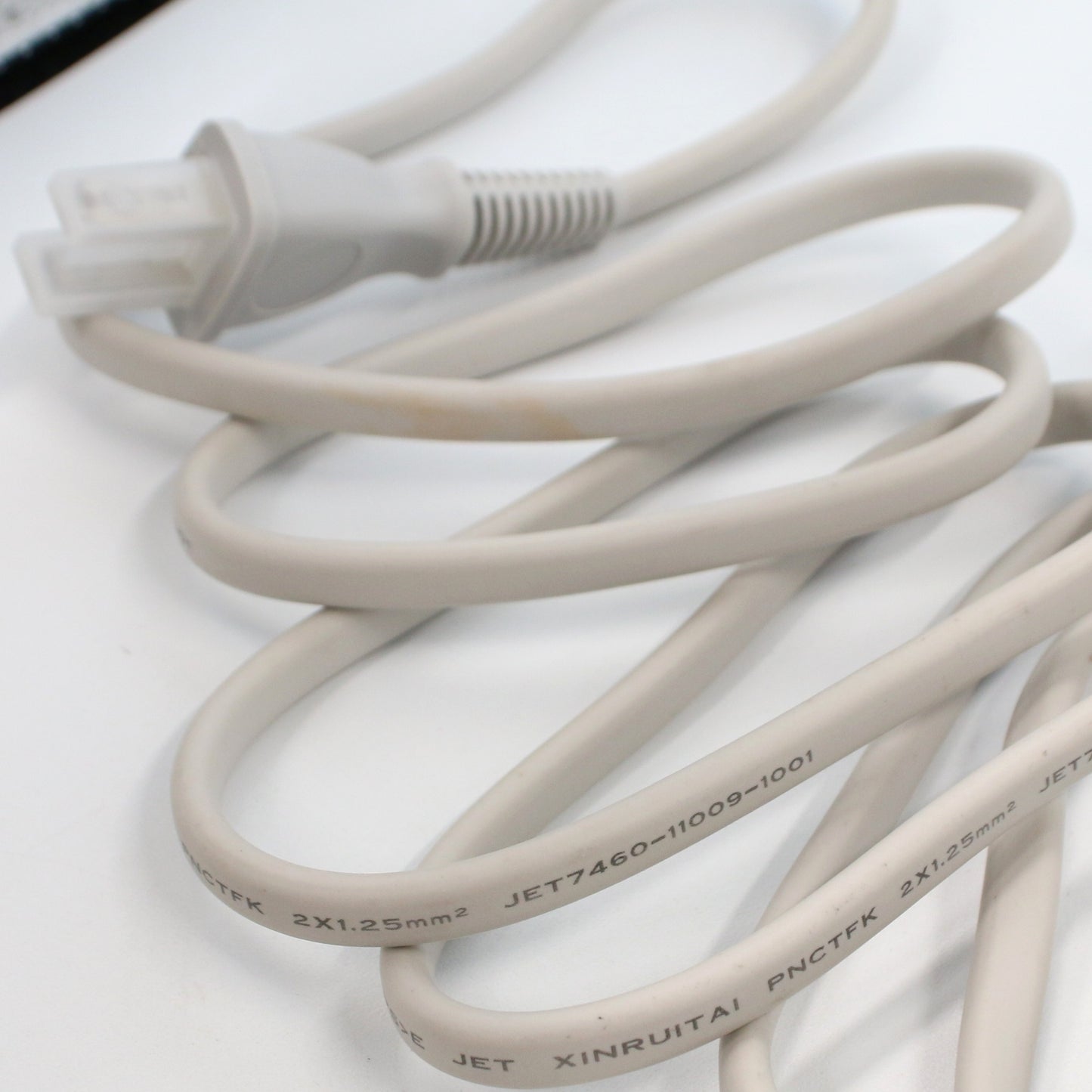 [中古(C)] シャープ プラズマクラスタードレープフロードライヤー IB-WX901　ib-wx901-w ホワイトib-wx901-w　[可]