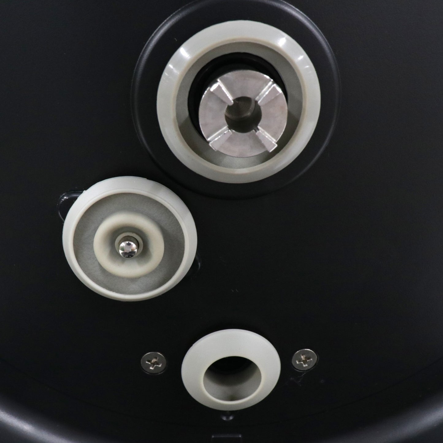 [ジャンク] シャープ ヘルシオ ホットクック KN-HW24H 2〜6人用 2.4L容量　kn-hw24h-b プレミアムブラック[難あり(D)]