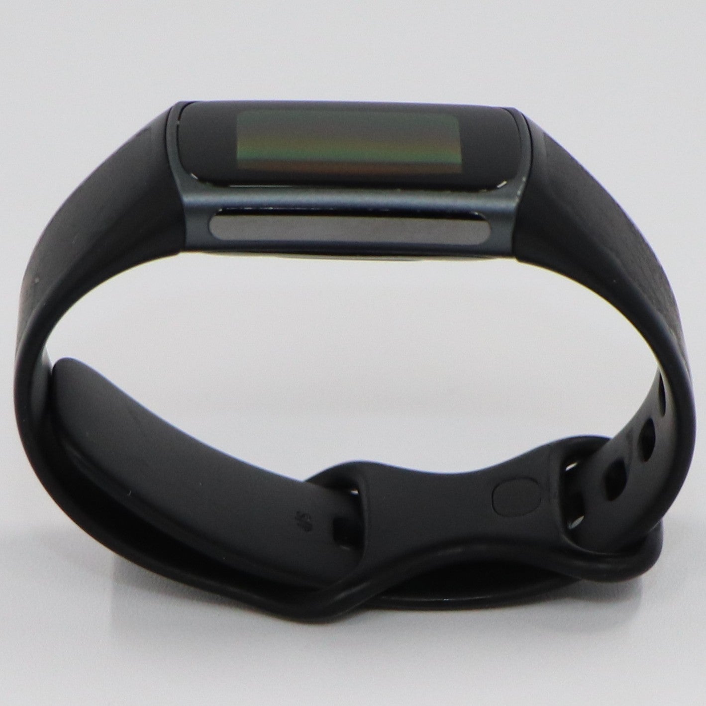 [中古(C)] Fitbit Charge5 GPS搭載フィットネストラッカー ブラック L/Sサイズ FB421BKBK-FRCJK fb421bkbk-frcjk　[可]