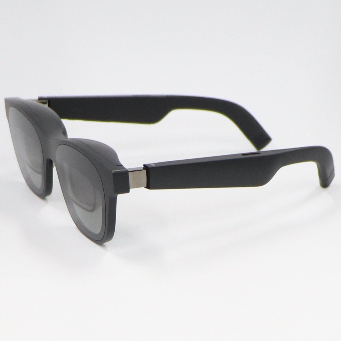 [中古(C)] XREAL AIR2 PRO スマートグラス x1003　[可]