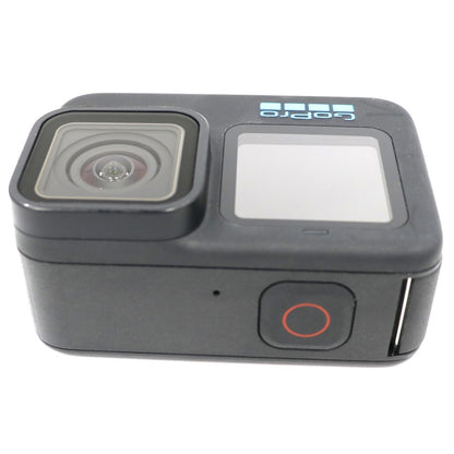 GoPro HERO10 Black アクションカメラ アクセサリーセット  hero10-black   整備済みアウトレット品 [中古(C)]