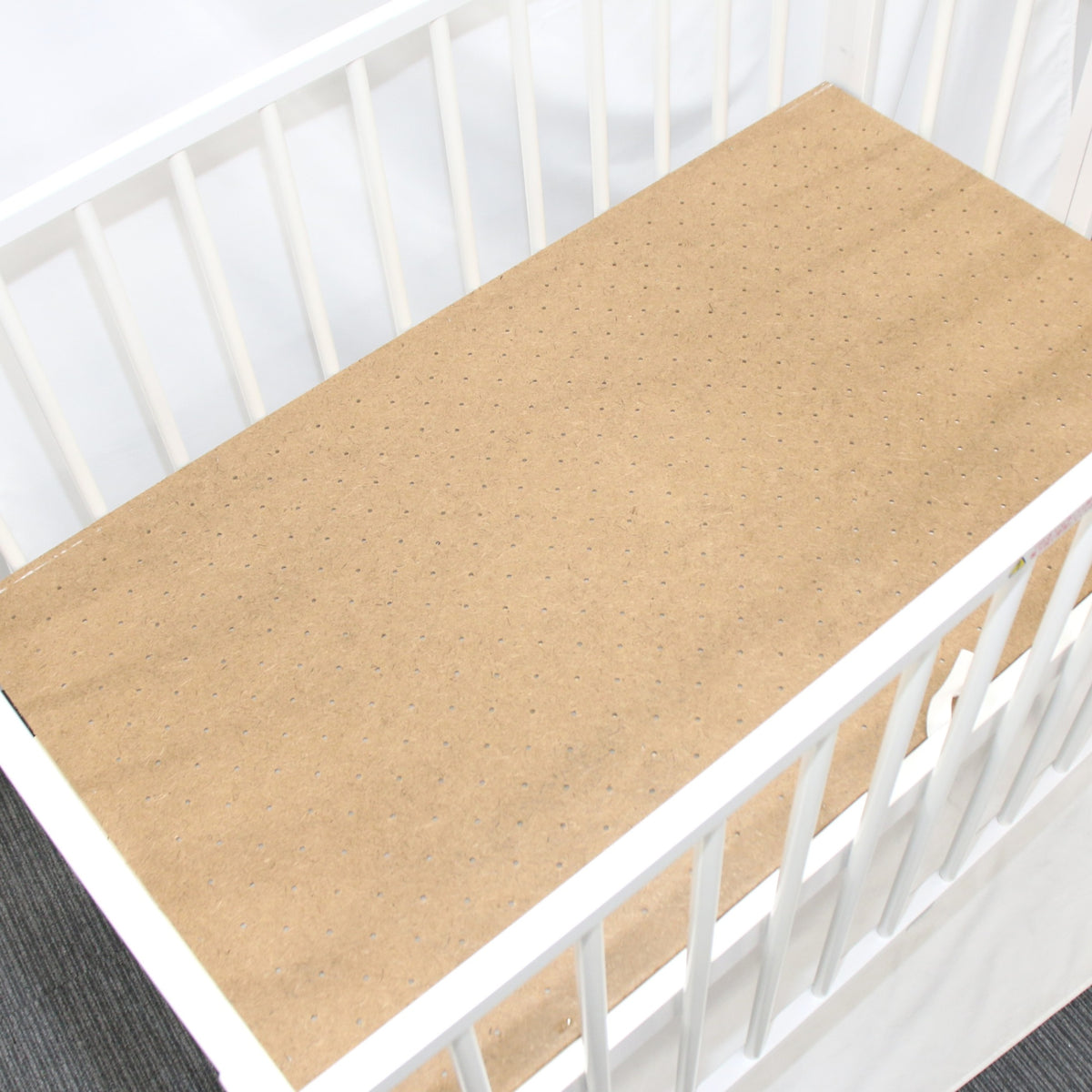 [中古(B)] カトージ 折りたたみベビーベッド ハイポジションタイプ　katoji-folding-babybed-wh ホワイト [良い]