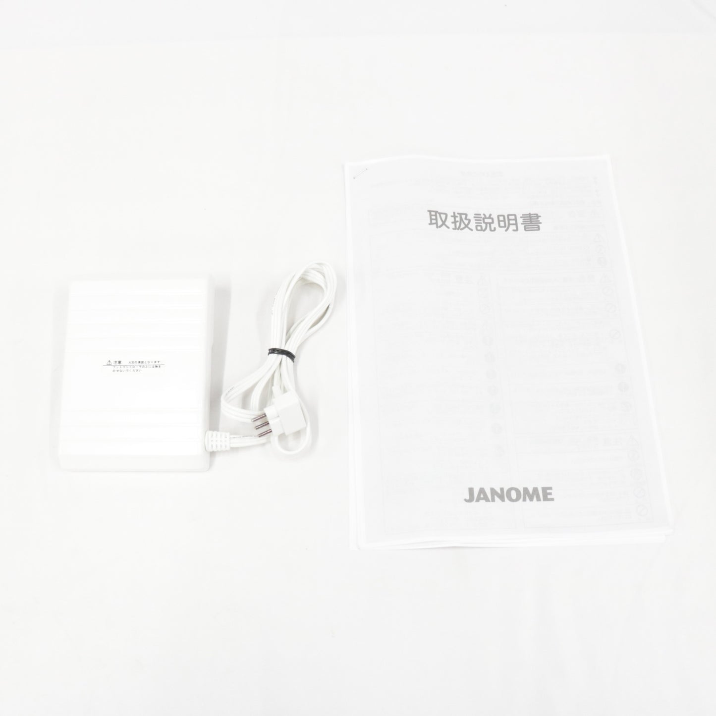 [中古(B)] JANOME 電子ミシン 4470 自動糸調子・フットコントローラー付きタイプ 4470  [良い]