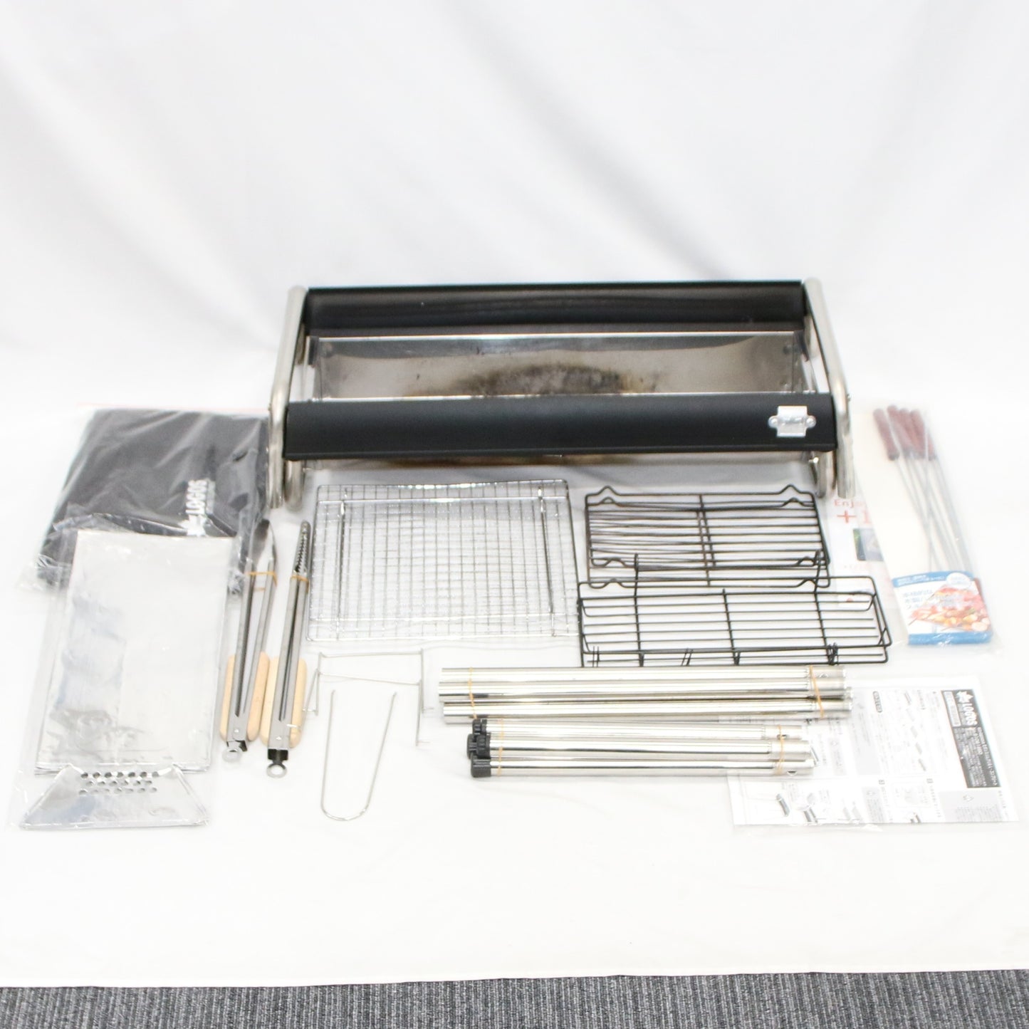 [中古(B)] LOGOS (ロゴス) eco-logosave モダンスリムグリル L・コンプリート バーベキューグリル 【トング2本・スキュア8pcs付きのセット】　logos-modanslimgrill-l  [良い]