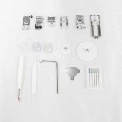 [中古(B)] JANOME 電子ミシン 4470 自動糸調子・フットコントローラー付きタイプ 4470  [良い]