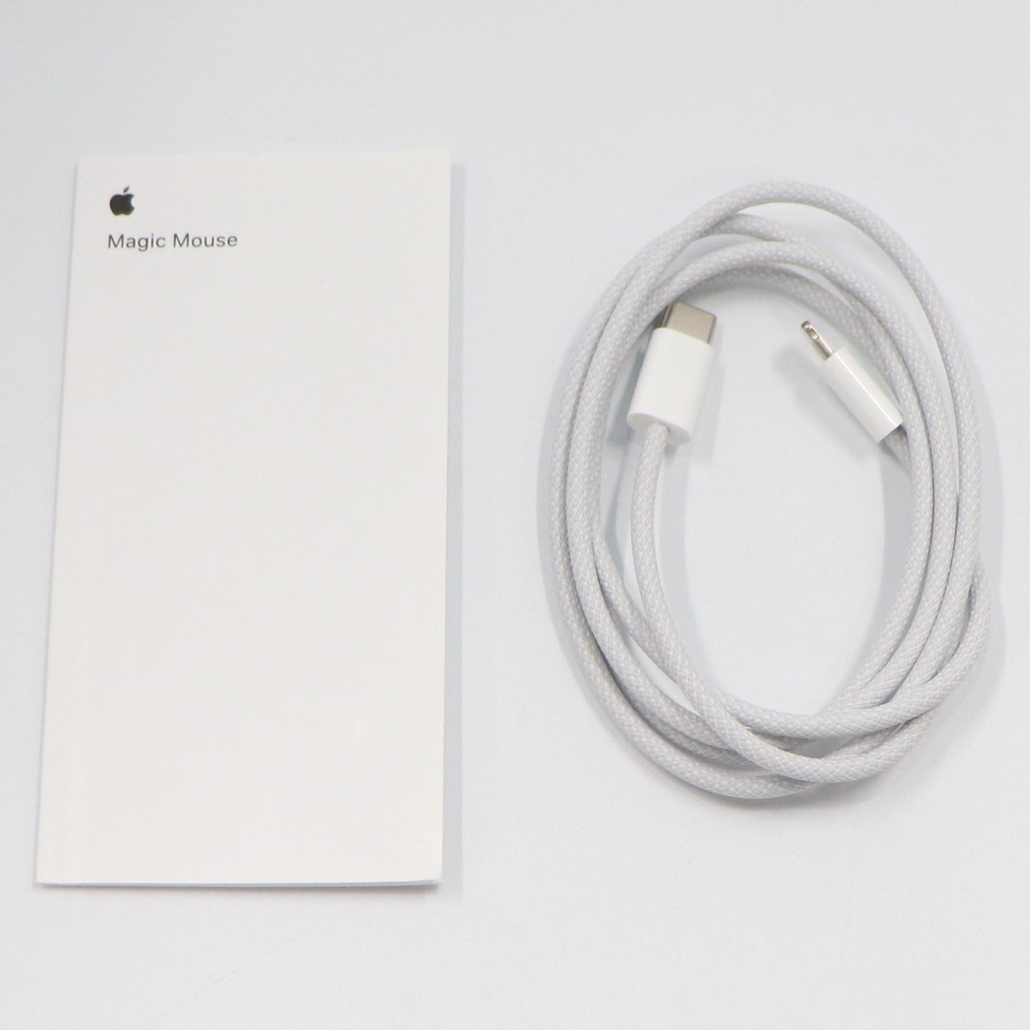 [中古(B)] Apple Magic Mouse （Multi-Touch対応）MK2E3J/A mk2e3ja  [良い]